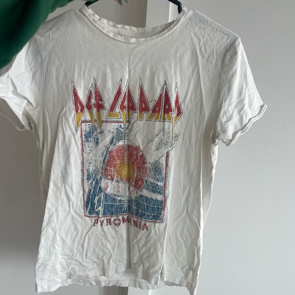 Graphic band tee - Picture 1 of 3